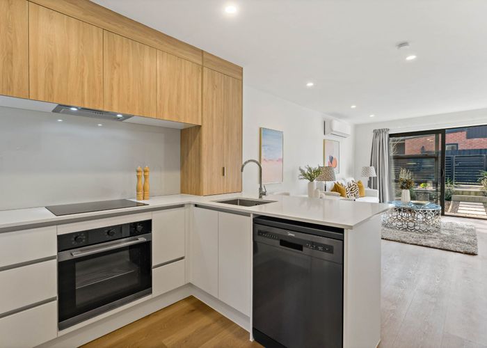 at 47 Selo Street, Glen Eden, Waitakere City, Auckland