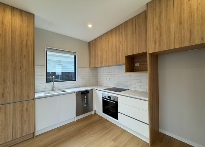  at 4/13 Thomas Road , Mangere, Manukau City, Auckland
