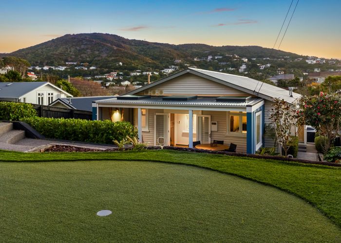  at 71 Donald Street, Karori, Wellington, Wellington