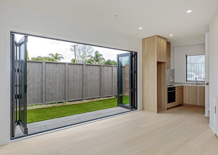  at 1/124 Taylors Road, Mount Albert, Auckland City, Auckland