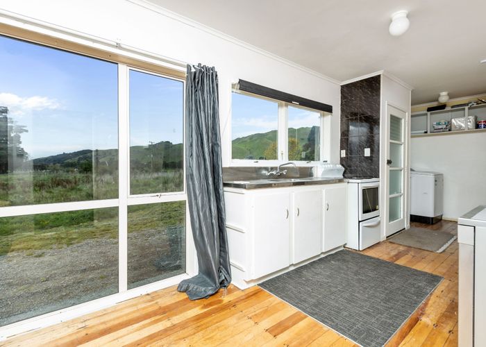  at 950 Norfolk Road, Carterton