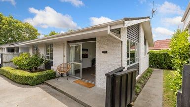  at 2/1 DELAWARE CRESCENT, Russley, Christchurch