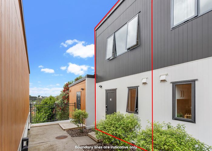  at 28/18 Hewlett Road, Massey, Auckland