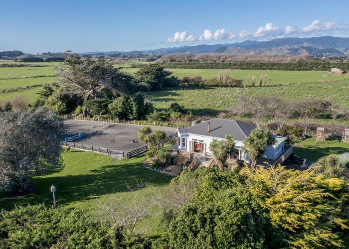  at 98 Rangiuru Road, Otaki Beach, Otaki