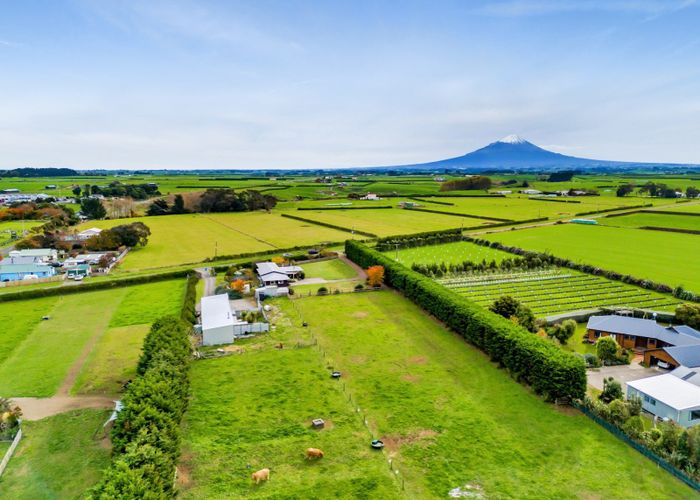  at 5883 Mountain Road, Hawera