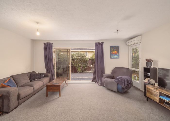  at 1/11 Heron Street, Southshore, Christchurch