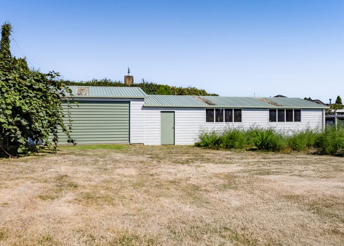  at 102A Queens Road, Glen Avon, New Plymouth