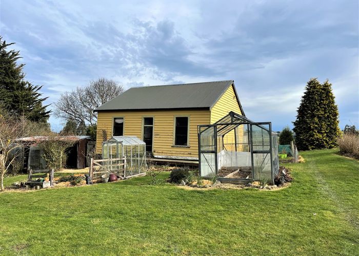  at 870 Lawrence Waitahuna Highway, Waitahuna, Lawrence