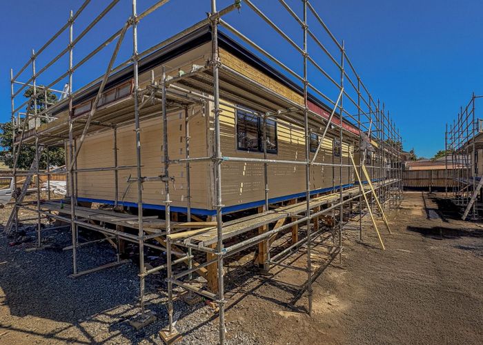  at 17 Lane Road, Weymouth, Manukau City, Auckland