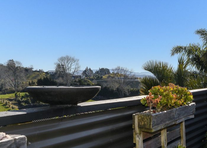  at 3 Gina Way, Welcome Bay, Tauranga