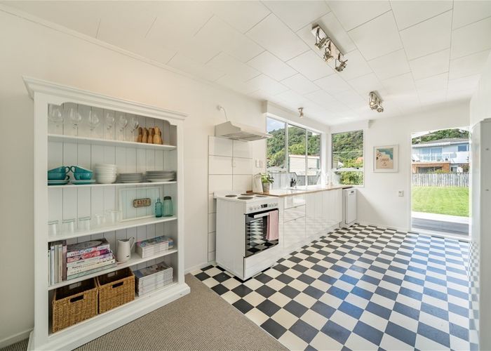  at 25 Tuatoru Street, Eastbourne, Lower Hutt