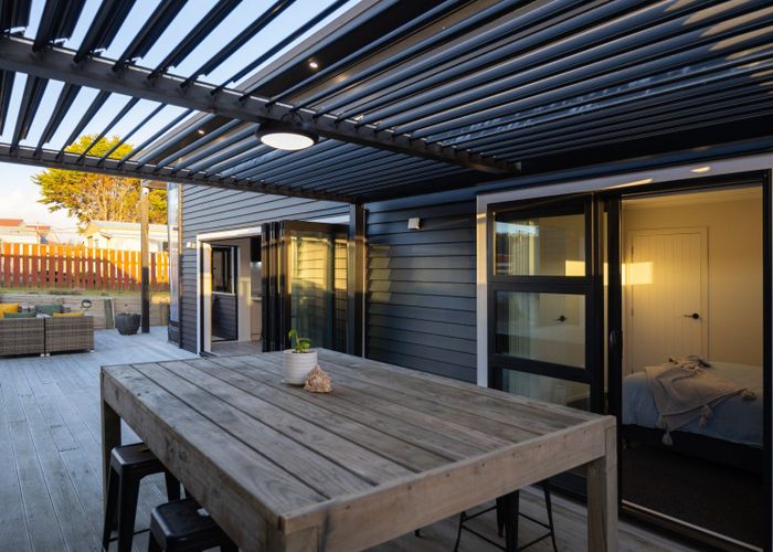  at 6B Hennessey Street East, Foxton Beach, Foxton