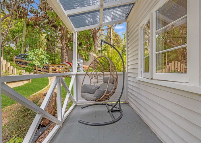  at 43 Kauri Point Road, Laingholm, Waitakere City, Auckland