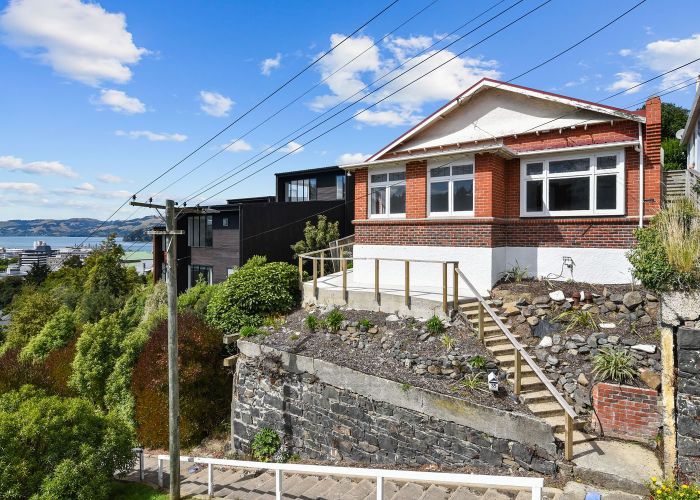  at 35 Sutherland Street, Dunedin Central, Dunedin