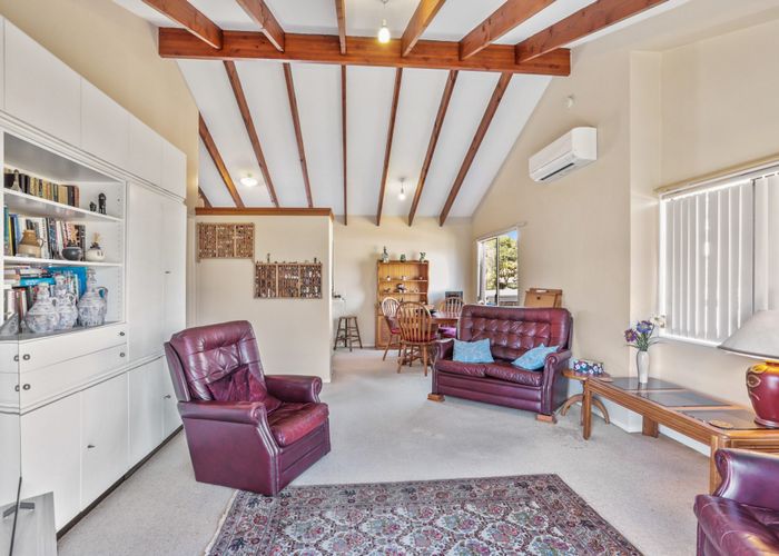  at 1/25 Captain Scott Road, Glen Eden, Auckland