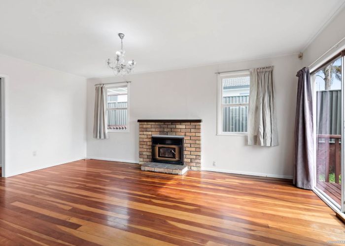  at 81 Kinross Street, Blockhouse Bay, Auckland