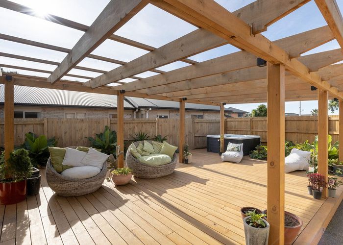  at 17 Golden Courie Close, Papamoa Beach, Papamoa