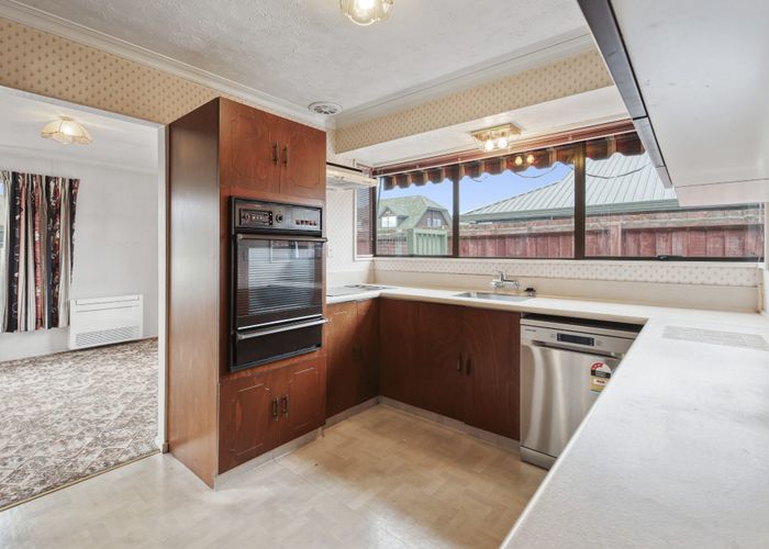  at 6 Withells Road, Avonhead, Christchurch City, Canterbury
