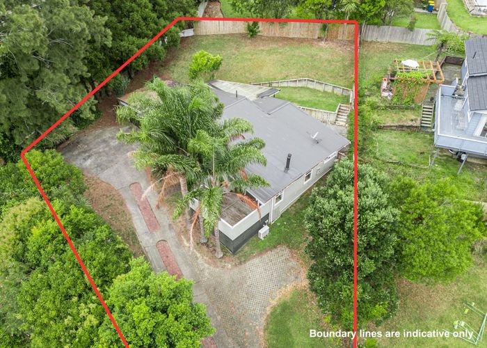  at 36 Beaudine Avenue, Glenfield, North Shore City, Auckland