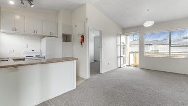  at 6/8 Shackleton Road, Mount Eden, Auckland
