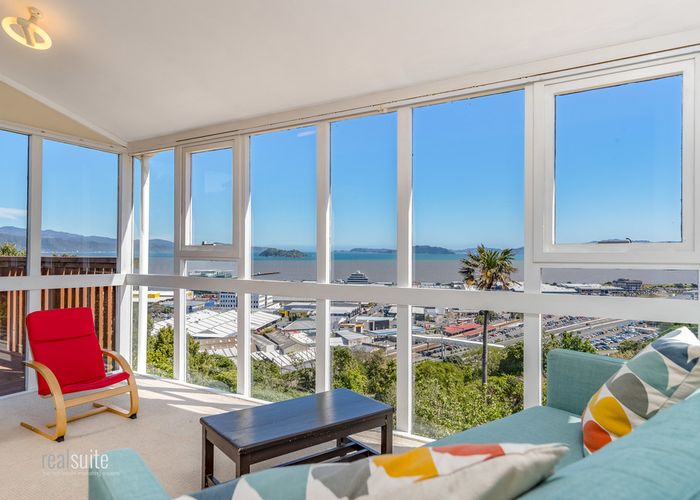  at 36 Rakeiora Grove, Korokoro, Lower Hutt