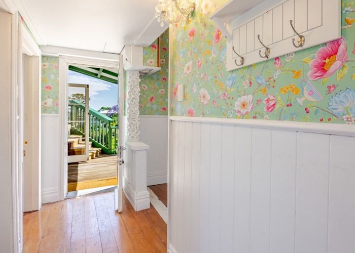  at 42 Cameron Road, Bluff Hill, Napier, Hawke's Bay