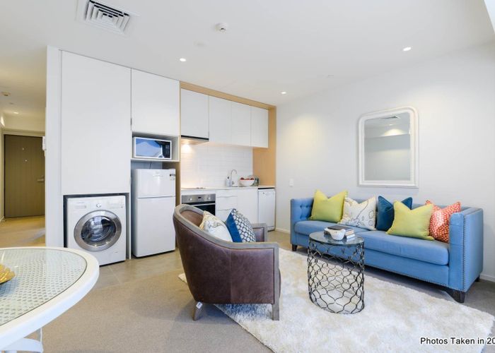  at 402/4 Bluegrey Avenue, Stonefields, Auckland City, Auckland