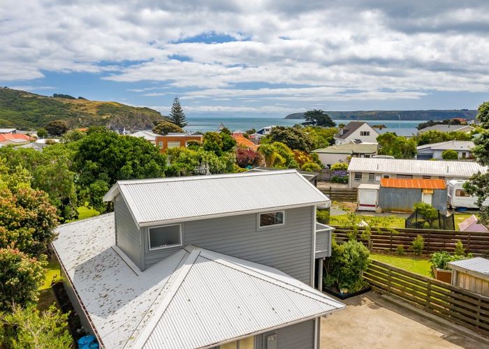  at 2A Kapiti Crescent, Titahi Bay, Porirua