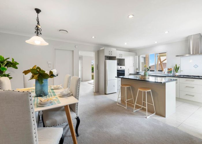  at 4 Liscooly Place, Flat Bush, Auckland