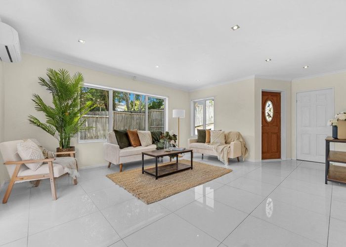  at 2/341 Hillsborough Road, Hillsborough, Auckland