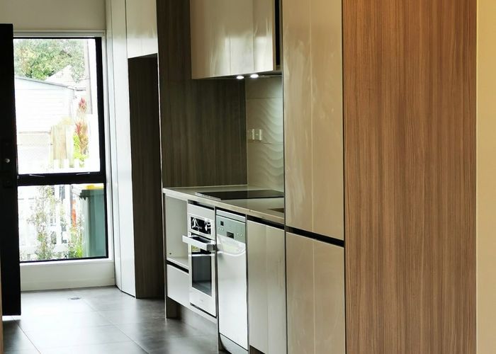  at 48E Tamatea Avenue, Point England, Auckland City, Auckland