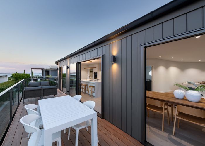  at 67B Castor Bay Road, Castor Bay, North Shore City, Auckland