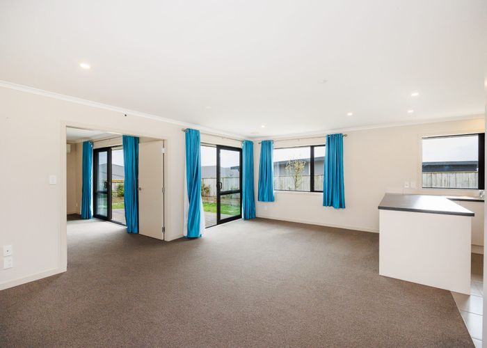  at 8 Gibraltar Way, Fitzherbert, Palmerston North, Manawatu / Whanganui