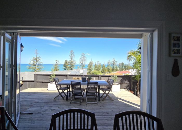  at 4 Seaview Terrace, Bluff Hill, Napier