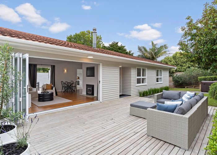  at 14 Chelmsford Avenue, Glendowie, Auckland City, Auckland