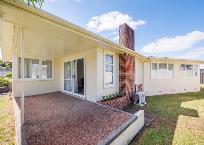  at 8 Viscount Place, West End, Palmerston North