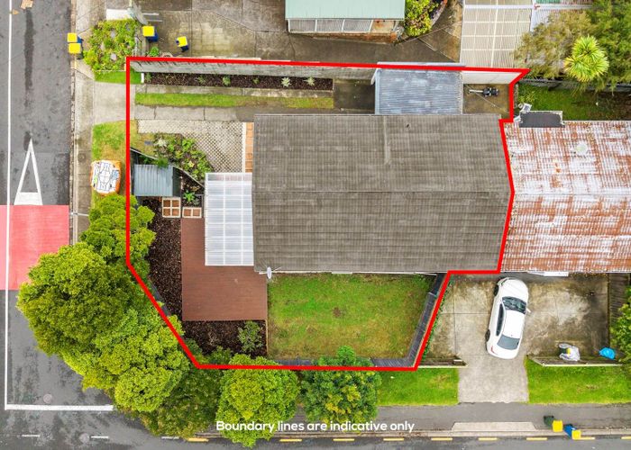  at 1/118 Lake Road, Belmont, North Shore City, Auckland