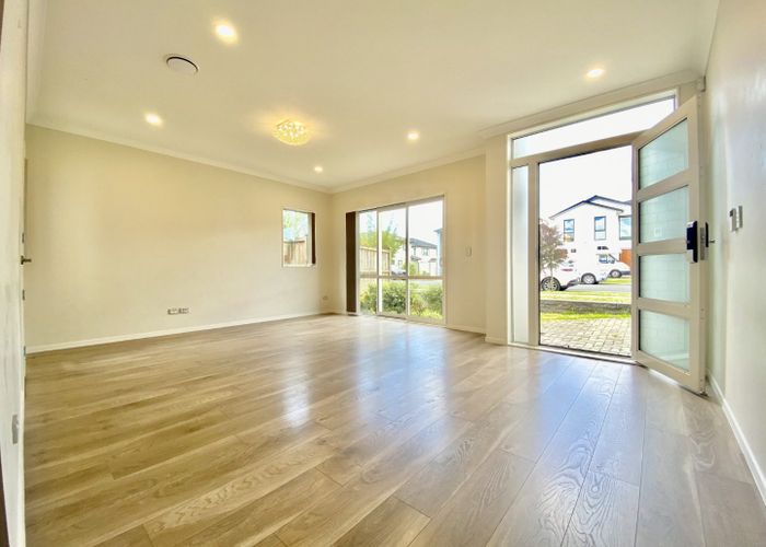  at 70 Donegal Park Drive, Flat Bush, Auckland