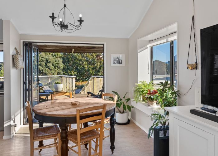  at 279 Peka Peka Road, Peka Peka, Kapiti Coast, Wellington