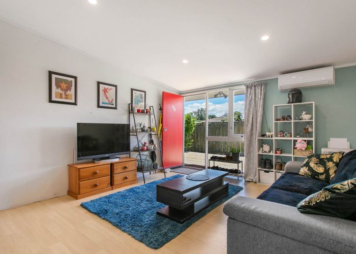  at 1/9 Poinsettia Place, Henderson, Auckland