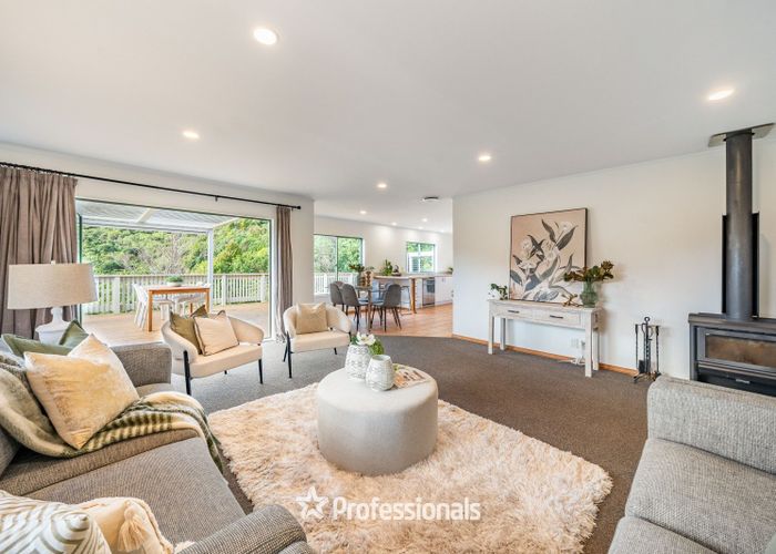  at 16 Haast Close, Kelson, Lower Hutt, Wellington