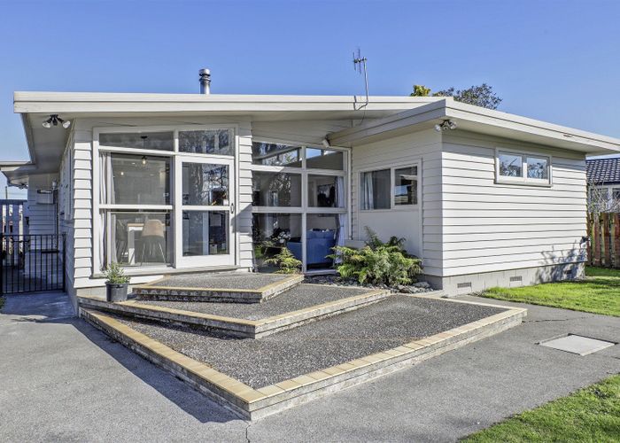  at 570 Lowe Street, Camberley, Hastings, Hawke's Bay