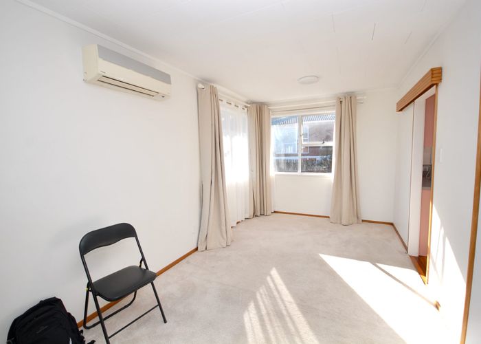  at 84 Sycamore Drive, Sunnynook, North Shore City, Auckland
