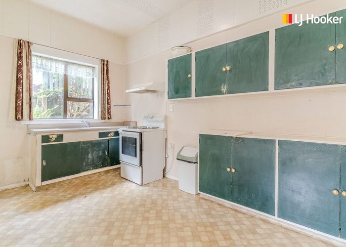  at 15 Murray Street, Caversham, Dunedin