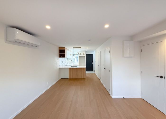  at 6/7 Peverill Crescent, Papatoetoe, Manukau City, Auckland