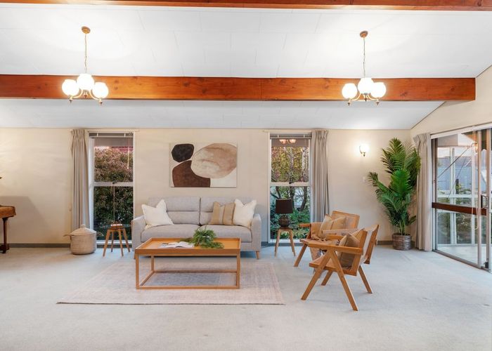  at 4 Hawkswood Place, Avonhead, Christchurch City, Canterbury