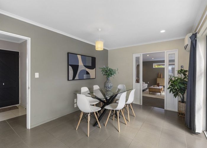  at 77 Regency Crescent, Redwood, Christchurch City, Canterbury