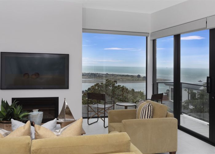  at 73 Moncks Spur Road, Redcliffs, Christchurch