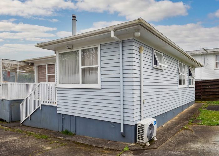  at Glenfield, North Shore City, Auckland