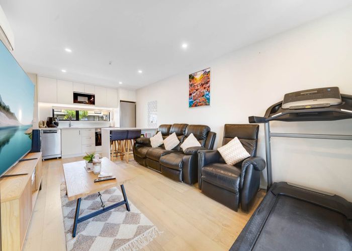  at 3/2 Parson Lane, Papatoetoe, Manukau City, Auckland